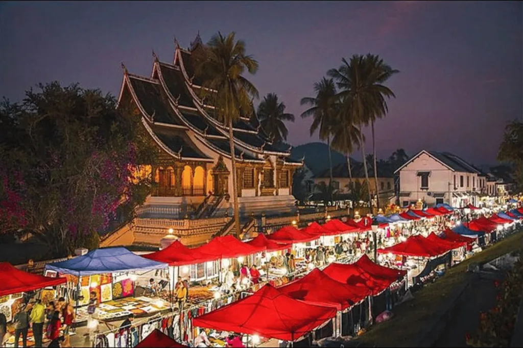 ตลาดมืดหลวงพระบาง